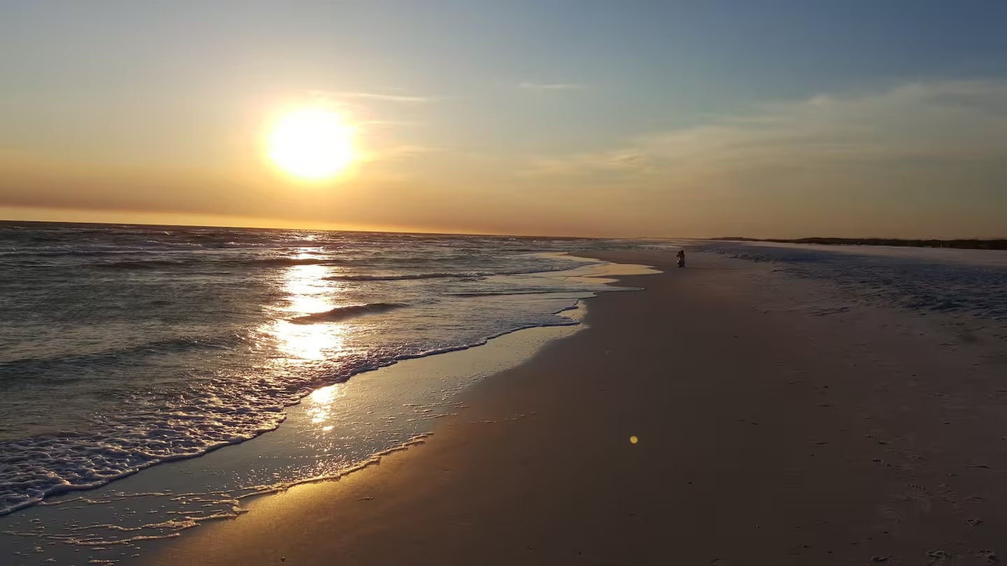 Dancin on the Waves — photo 26